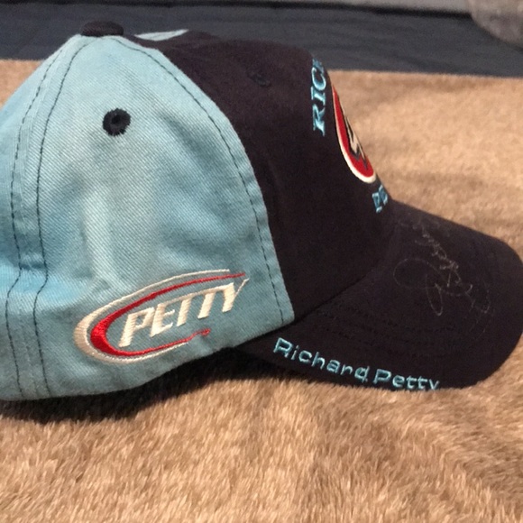 Autographed Richard Petty Hat - Picture 5 of 6